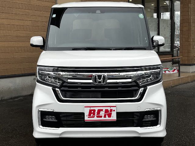 HONDA N BOX CUSTOM 2024 Image 31