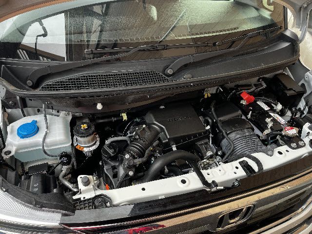 HONDA N BOX CUSTOM 2024 Image 31