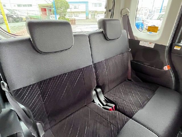 DAIHATSU TANTO CUSTOM 2017 Image 31