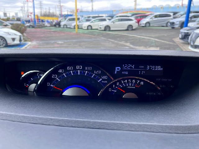 DAIHATSU TANTO CUSTOM 2017 Image 31