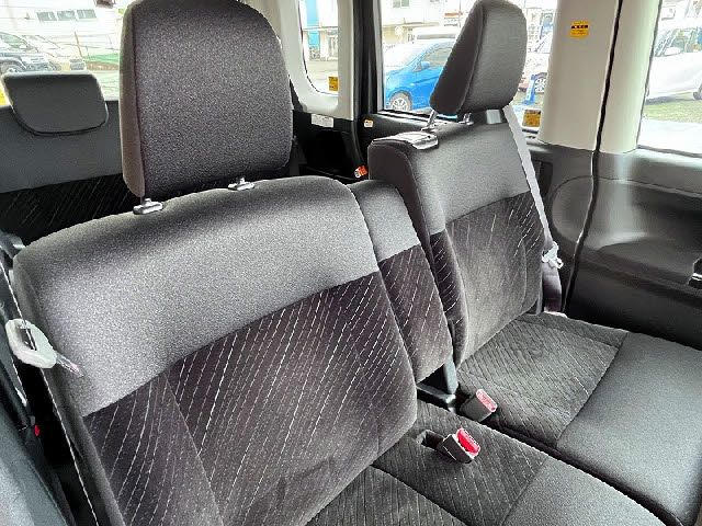 DAIHATSU TANTO CUSTOM 2017 Image 31