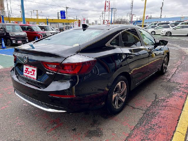 HONDA INSIGHT SEDAN 2021 Image 31