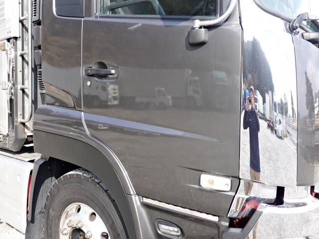 NISSAN DIESEL QUON 2018 Image 31