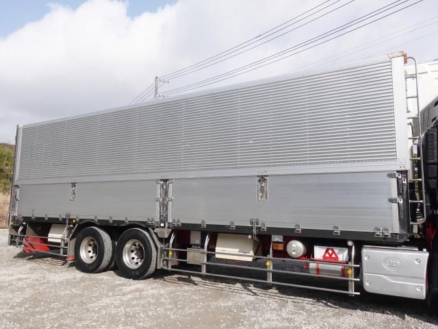 NISSAN DIESEL QUON 2018 Image 31