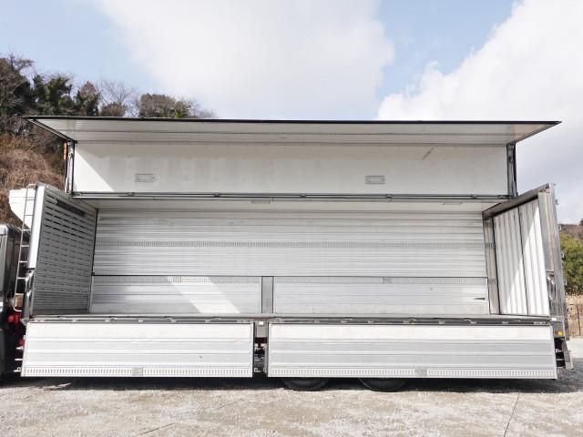 NISSAN DIESEL QUON 2018 Image 31