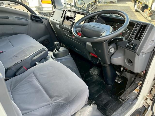 ISUZU ELF 2012 Image 31