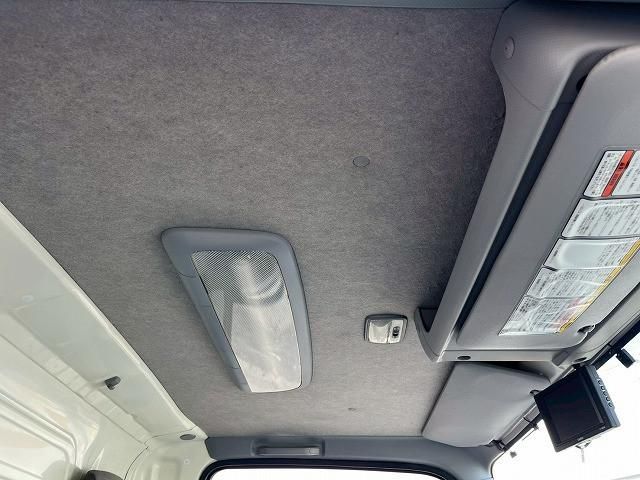 ISUZU ELF 2012 Image 31