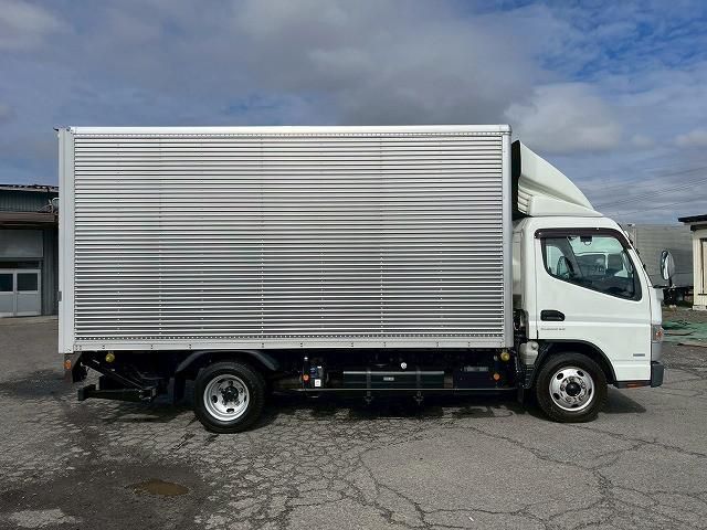 MITSUBISHI CANTER 2018 Image 31