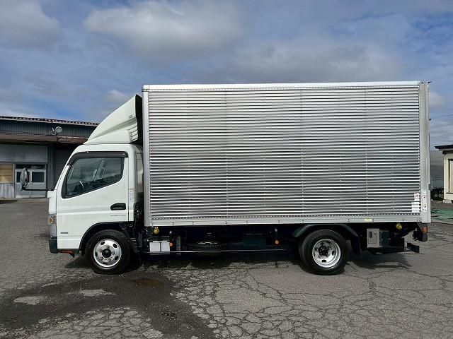 MITSUBISHI CANTER 2018 Image 31