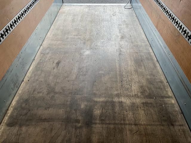 MITSUBISHI CANTER 2018 Image 31