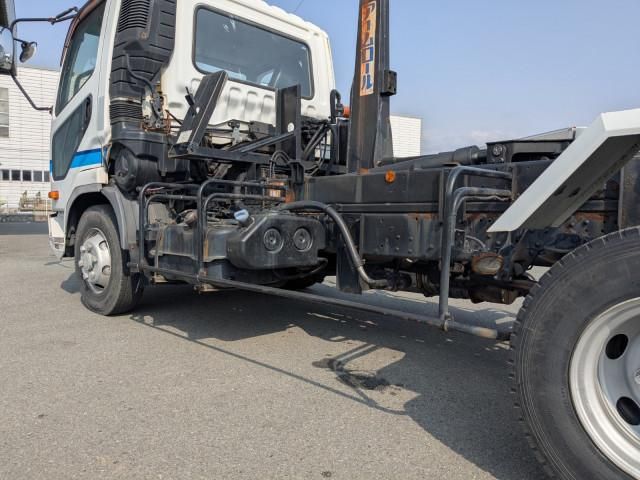 MITSUBISHI FUSOU FIGHTER 2015 Image 31