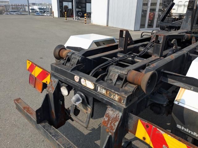 MITSUBISHI FUSOU FIGHTER 2015 Image 31