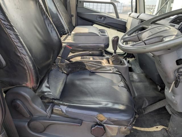 MITSUBISHI FUSOU FIGHTER 2015 Image 31