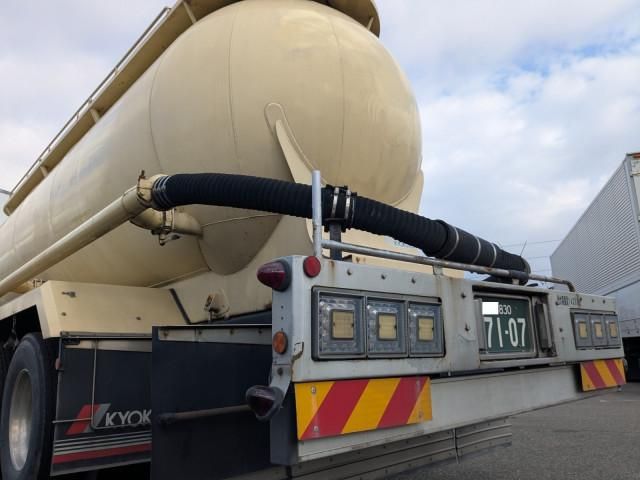 HINO PROFIA 2006 Image 31