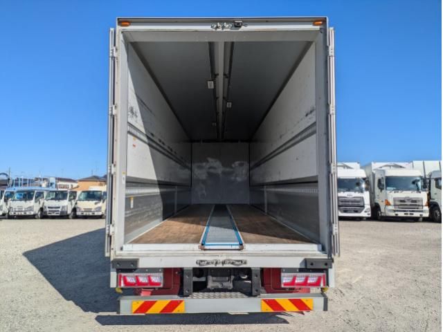 MITSUBISHI FUSOU SUPER GREAT 2020 Image 31