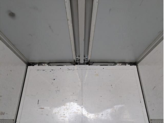 MITSUBISHI FUSOU SUPER GREAT 2020 Image 31