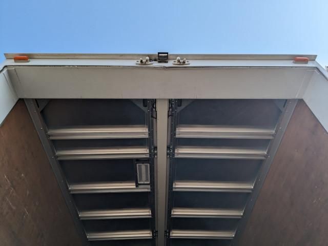 ISUZU GIGA 2017 Image 31