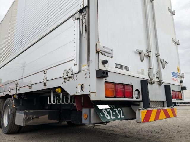 ISUZU GIGA 2017 Image 31