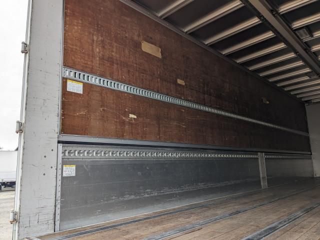 ISUZU GIGA 2017 Image 31