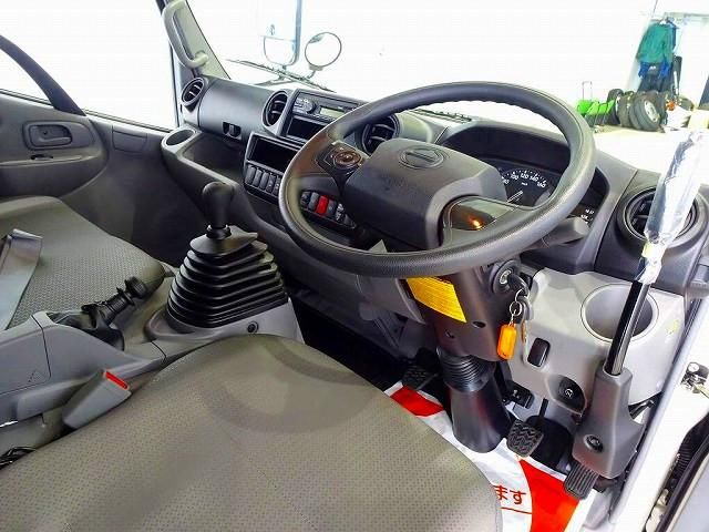 HINO DUTRO 2025 Image 31