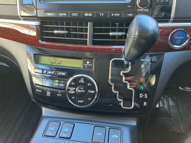 TOYOTA ESTIMA HYBRID 4WD 2012 Image 31