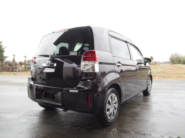 TOYOTA SPADE 2015 Image 31