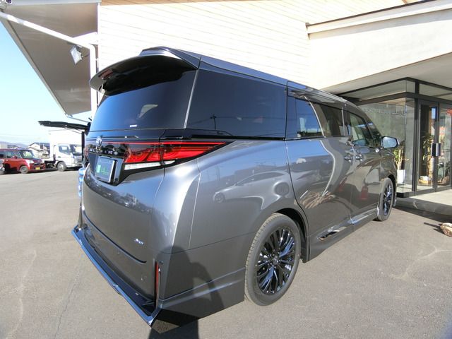 TOYOTA VELLFIRE  HYBRID 2026 Image 31