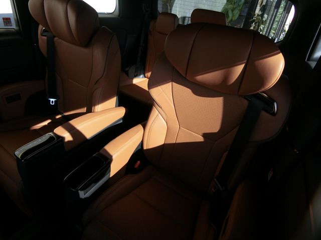 TOYOTA VELLFIRE  HYBRID 2026 Image 31