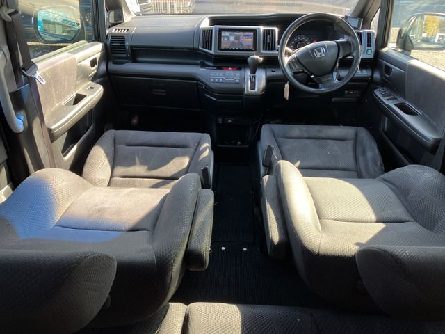 HONDA STEPWAGON SPADA 2011 Image 31