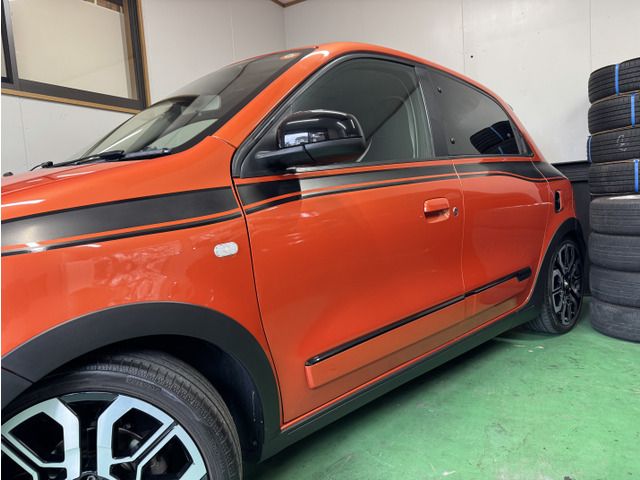 RENAULT TWINGO 2018 Image 31