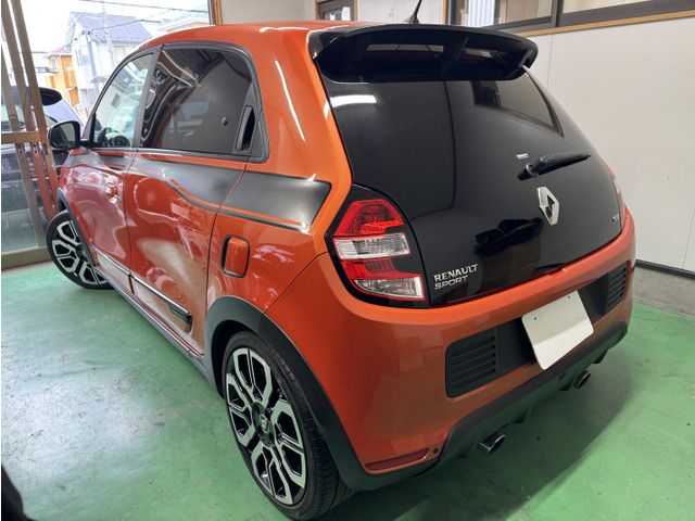 RENAULT TWINGO 2018 Image 31