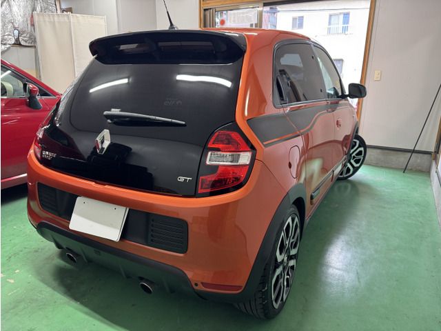 RENAULT TWINGO 2018 Image 31