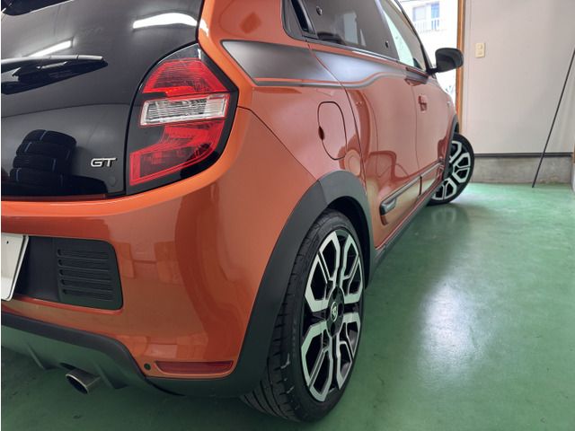 RENAULT TWINGO 2018 Image 31