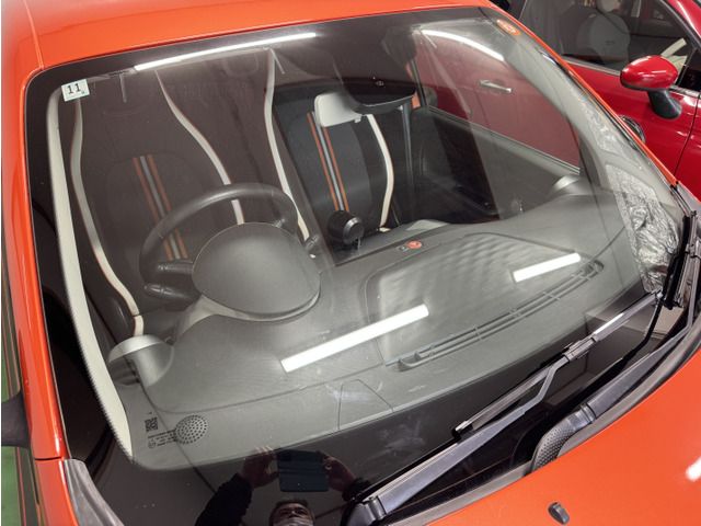 RENAULT TWINGO 2018 Image 31