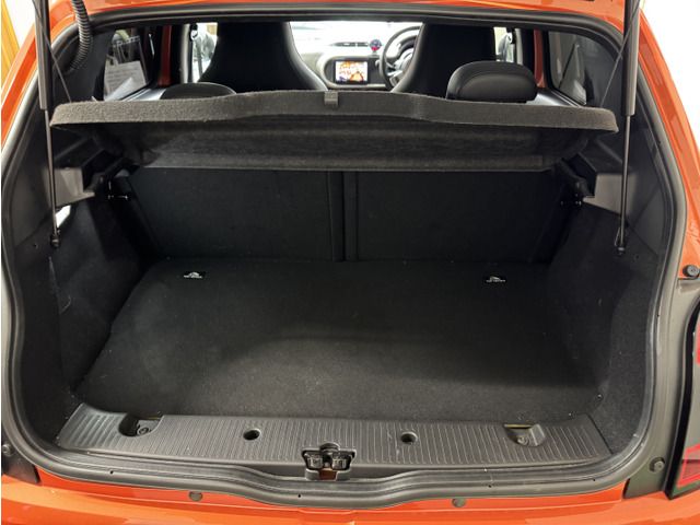 RENAULT TWINGO 2018 Image 31