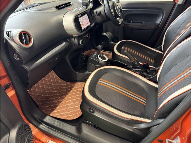 RENAULT TWINGO 2018 Image 31