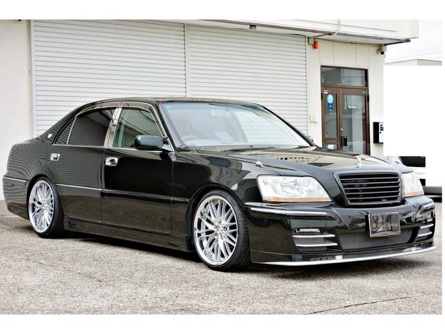 TOYOTA CROWN MAJESTA 2001 Image 31