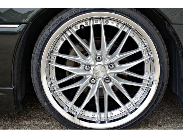 TOYOTA CROWN MAJESTA 2001 Image 31