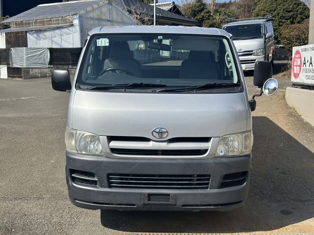 TOYOTA HIACE VAN 2WD 2005 Image 31