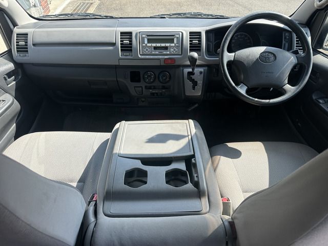 TOYOTA HIACE VAN 2WD 2005 Image 31