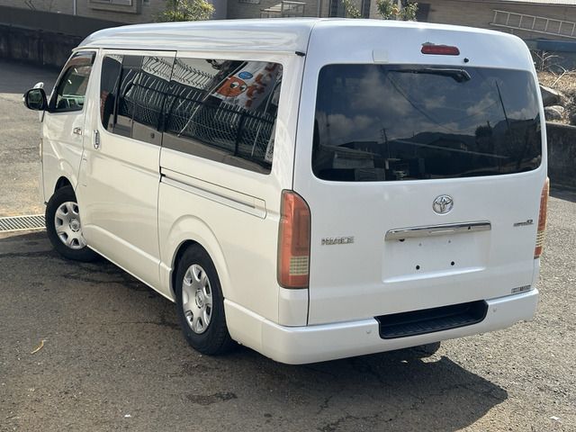 TOYOTA HIACE VAN 2WD 2012 Image 31