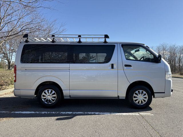 TOYOTA HIACE VAN 4WD 2014 Image 31