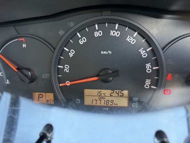 TOYOTA HIACE VAN 4WD 2014 Image 31