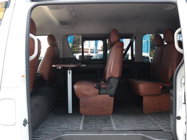 TOYOTA HIACE WAGON 2019 Image 31