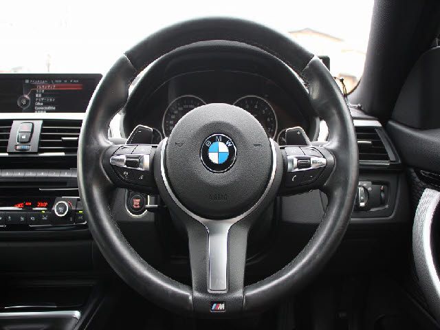 BMW 4SERIES COUPE 2015 Image 31