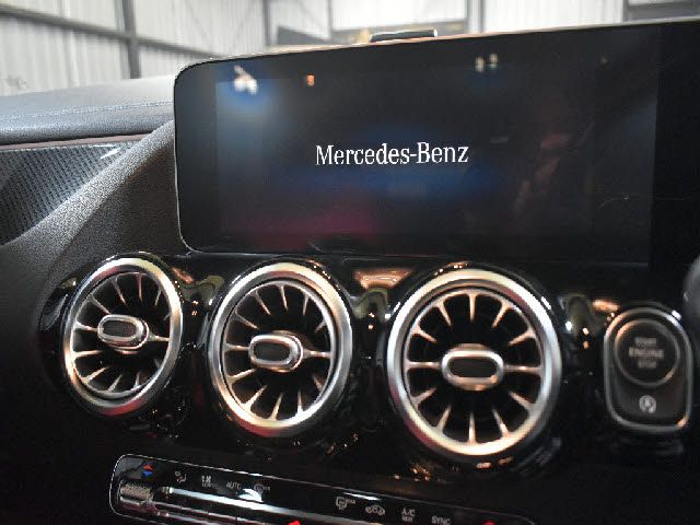 MERCEDES BENZ B CLAS 2019 Image 31