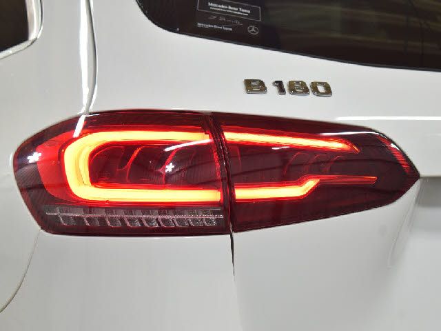 MERCEDES BENZ B CLAS 2019 Image 31