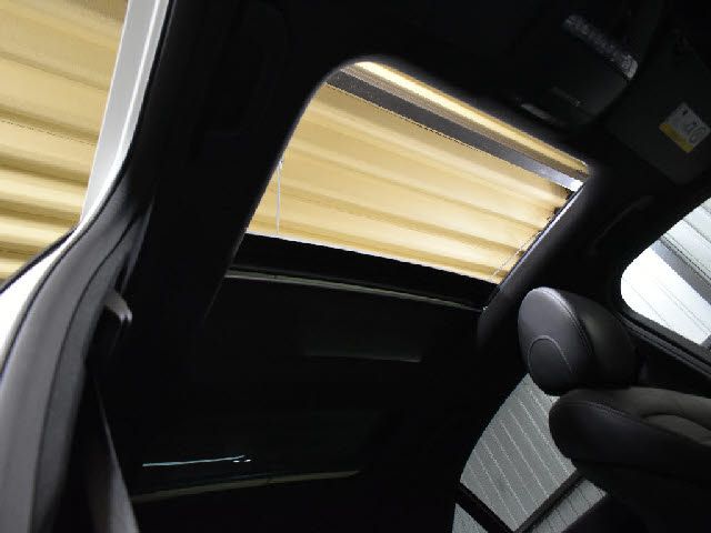 MERCEDES BENZ MERCEDES AMG C CLASS 2017 Image 31