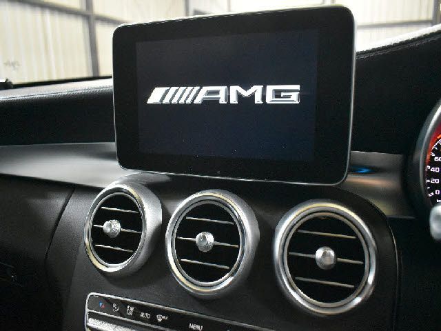 MERCEDES BENZ MERCEDES AMG C CLASS 2017 Image 31