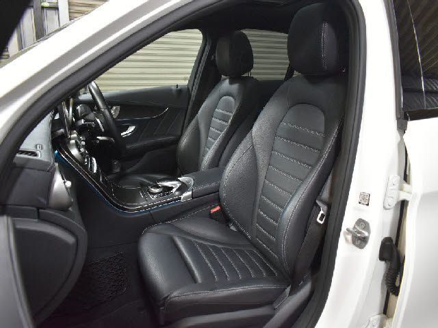 MERCEDES BENZ MERCEDES AMG C CLASS 2017 Image 31